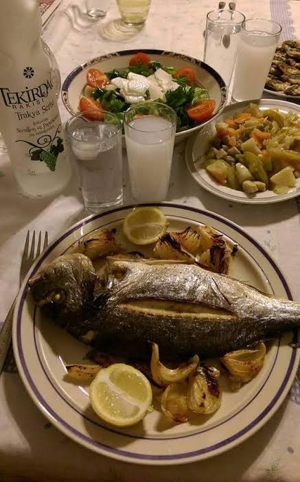 Rakı Balık Sofrası Nasıl Kurulur?